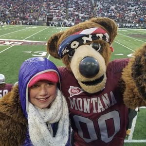 Meet your Posher, Robin